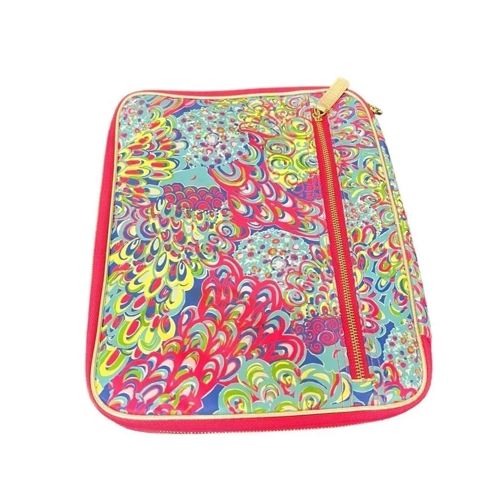 Lily Pulitzer laptop/tablet colorful zip case bright pink nylon lining pockets.
